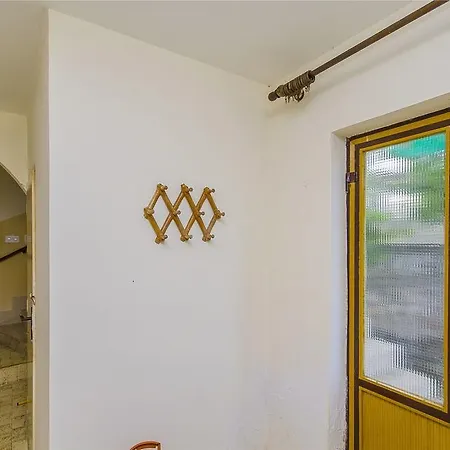 Maja Appartamento Traù