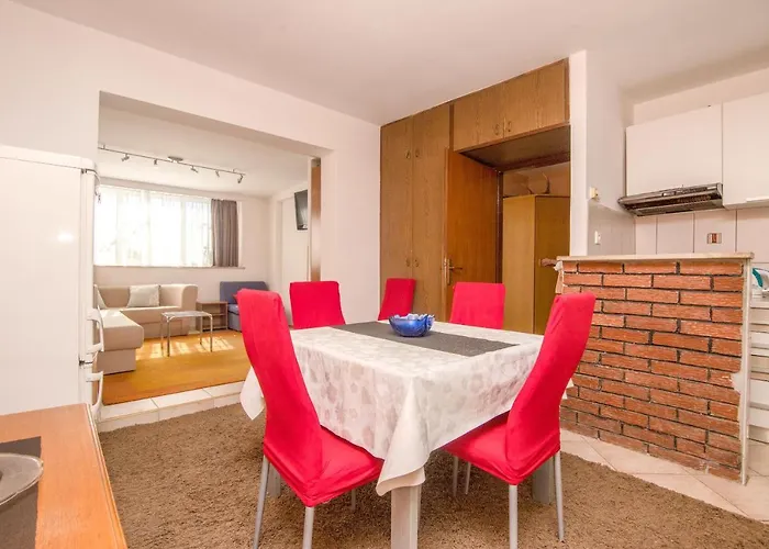 Apartment Maja *