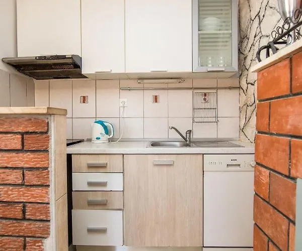 Maja Apartment *